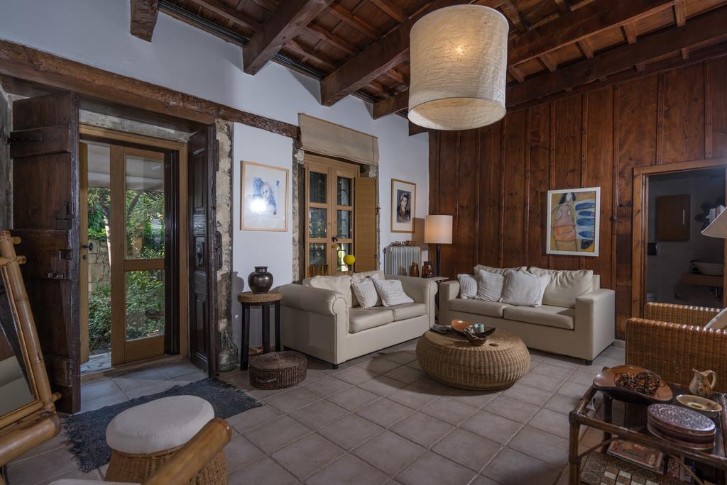 Mk Cottage With Breakfast And Jacuzzi Sarkhos Ngoại thất bức ảnh